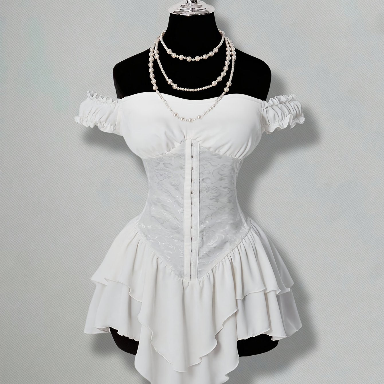 Fuffy-Corset et bas froufrou long court