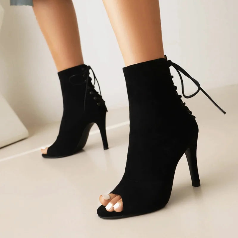 Diva Noire – Heels glamour et affirmé