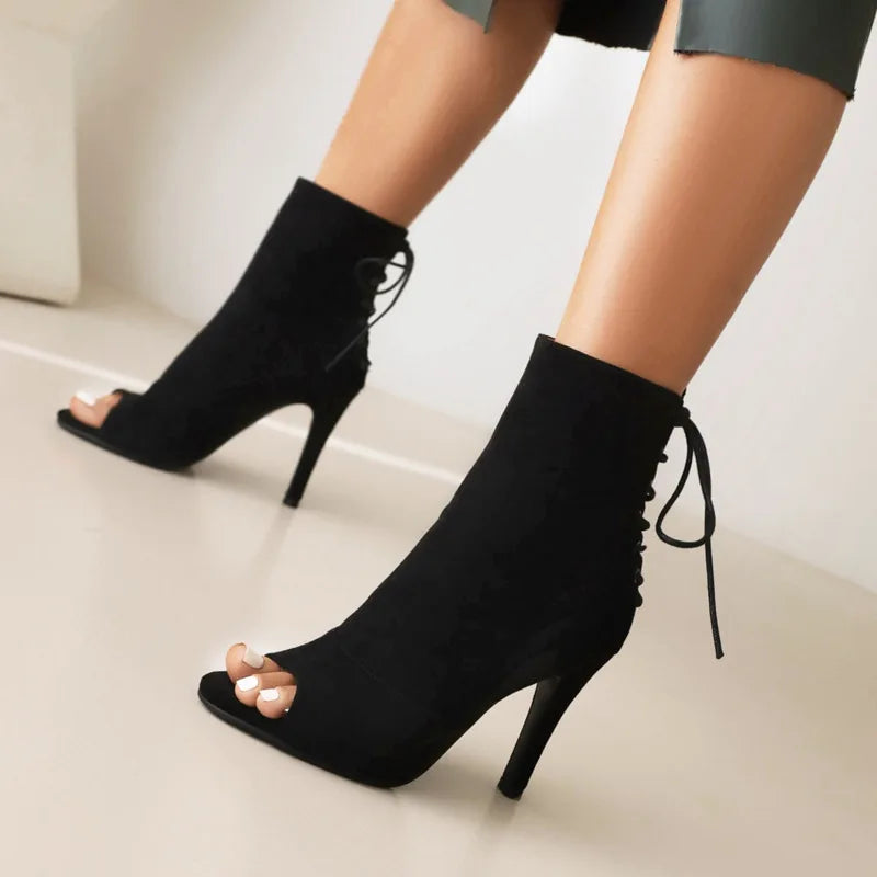 Diva Noire – Heels glamour et affirmé