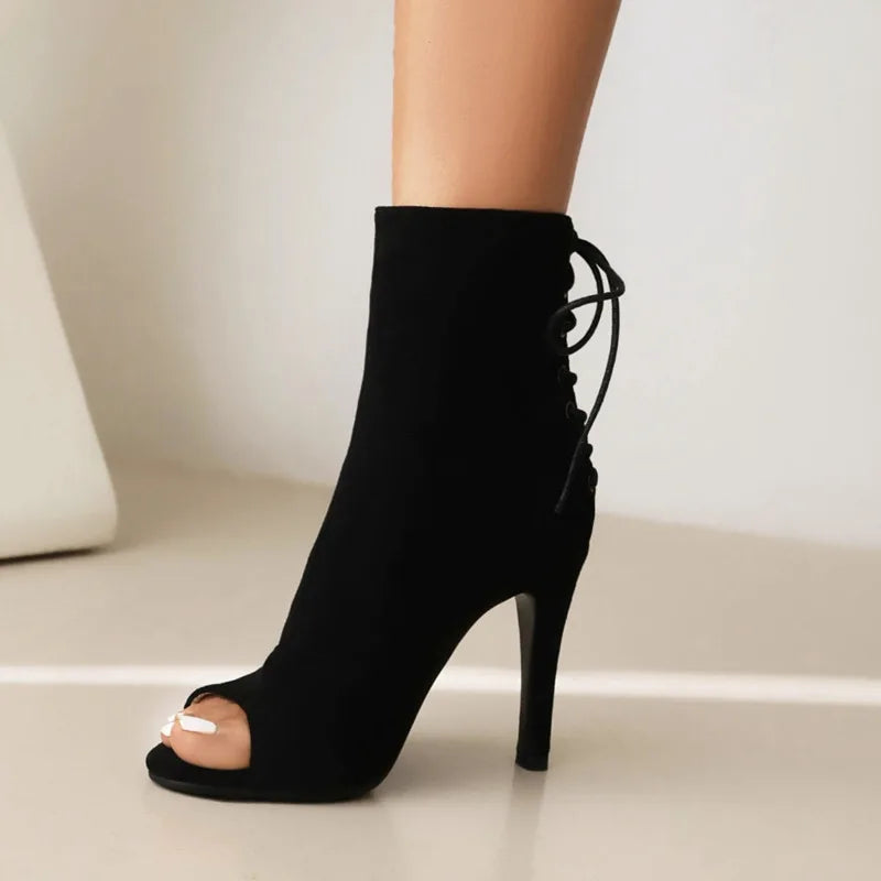 Diva Noire – Heels glamour et affirmé