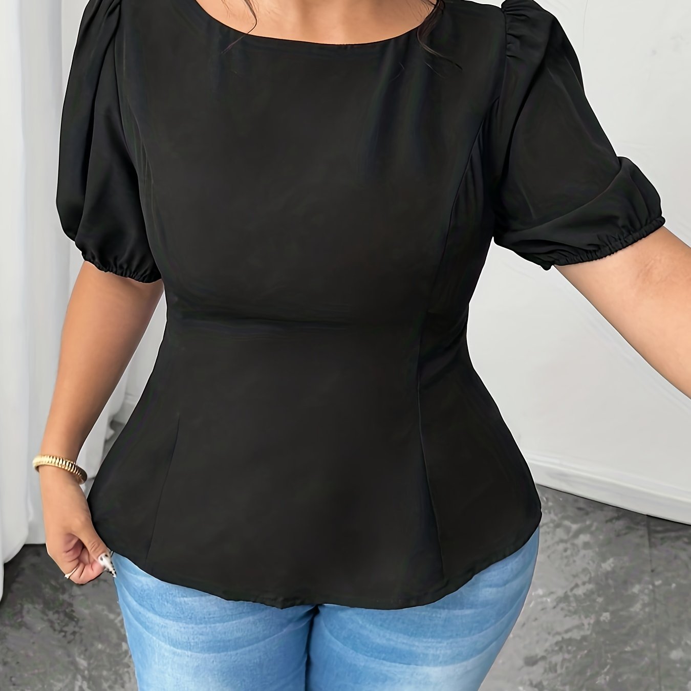 Romyne- Haut chic silhouette harmonieuse