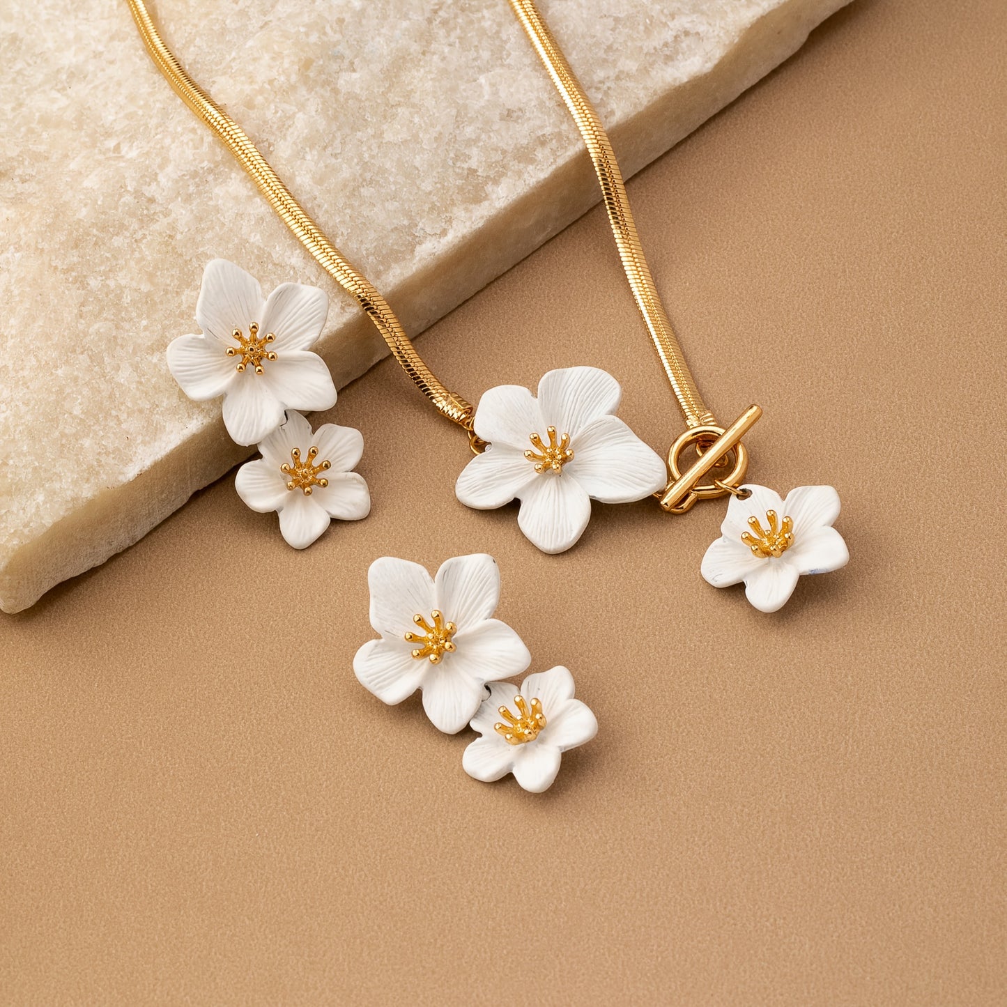 Fleur d’Éclat- Un ensemble délicat de fleurs lumineuses