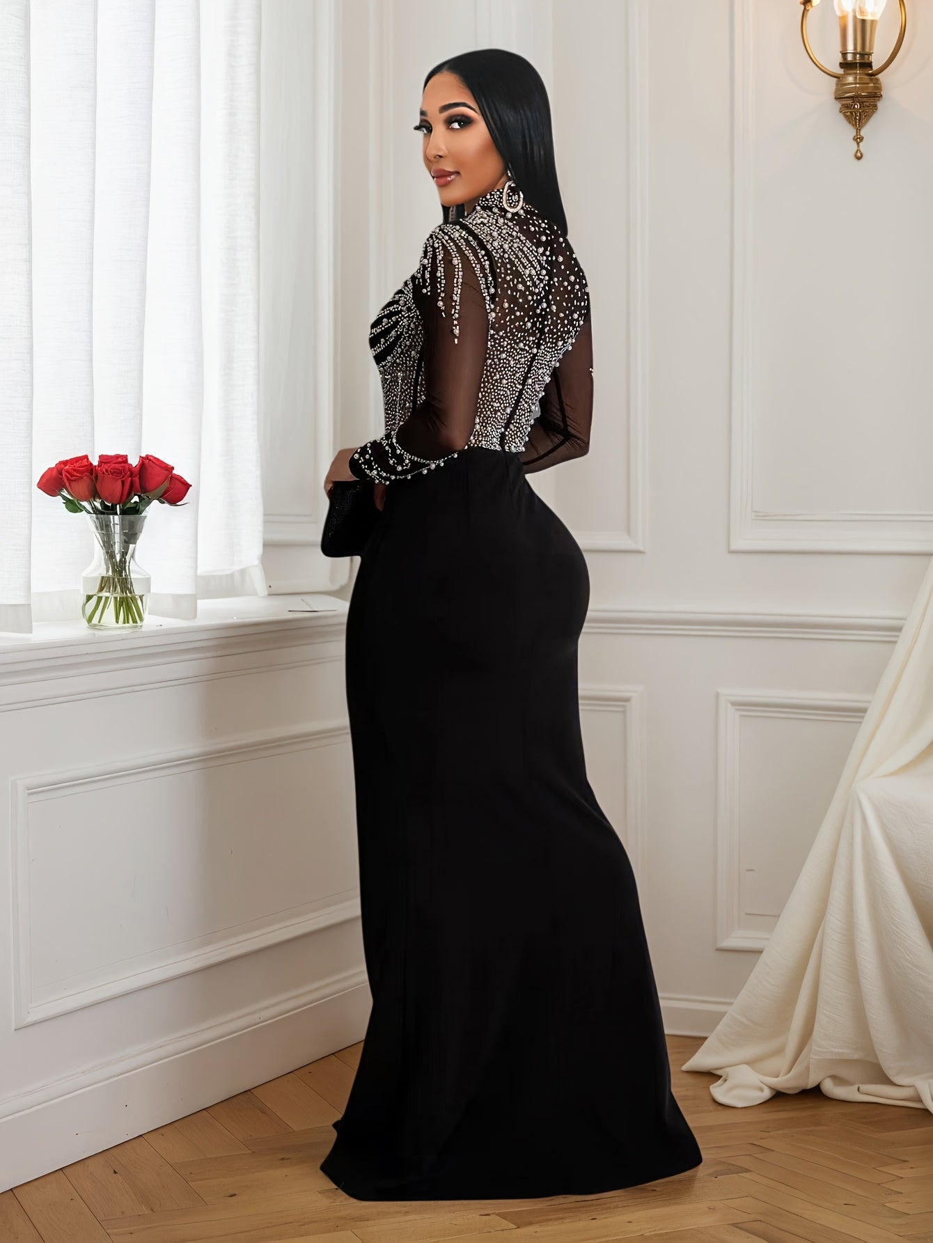 Robe ChaineStrass – Maille fendue, col montant