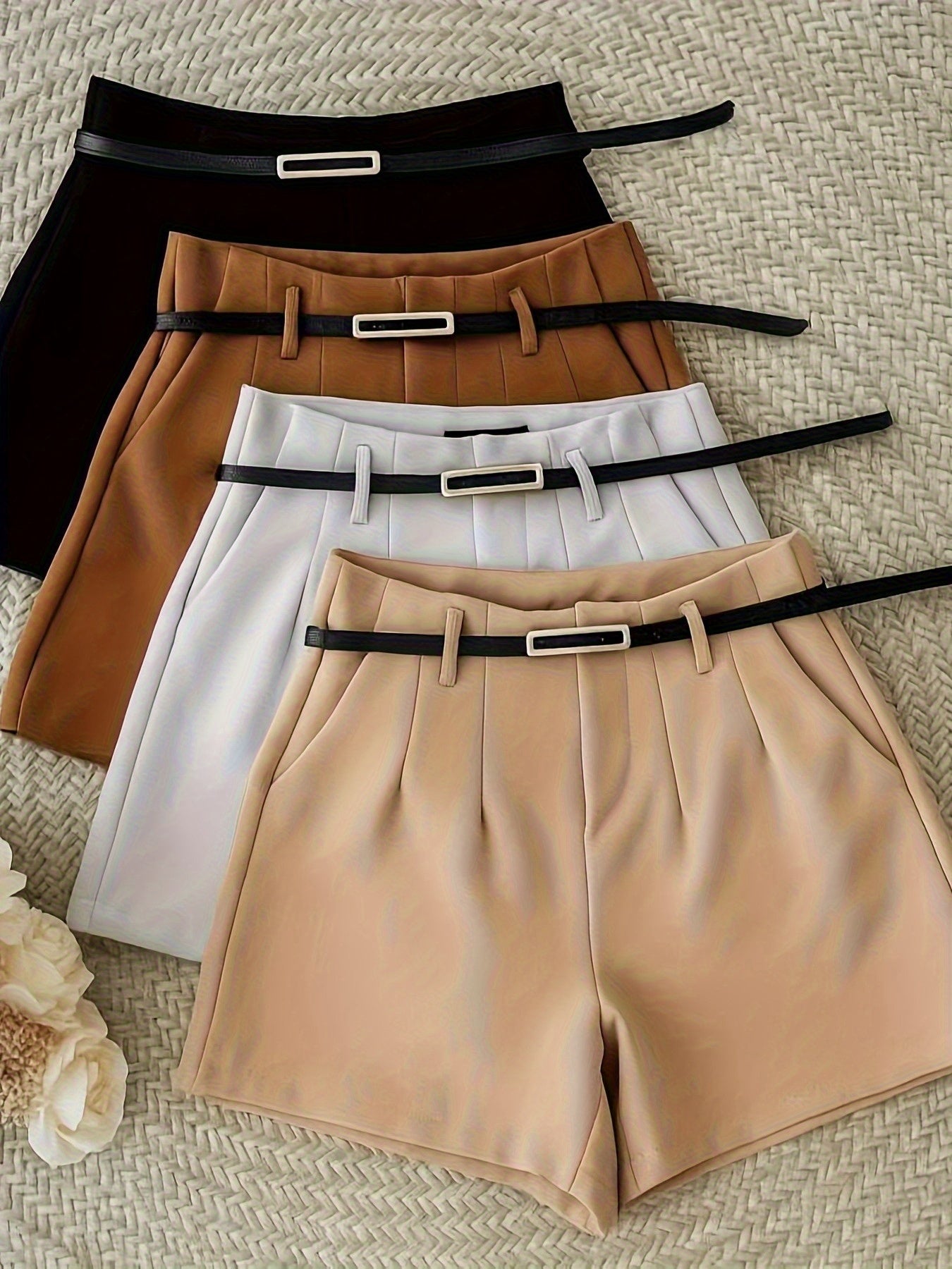 Suzelle - Short élégant allure moderne