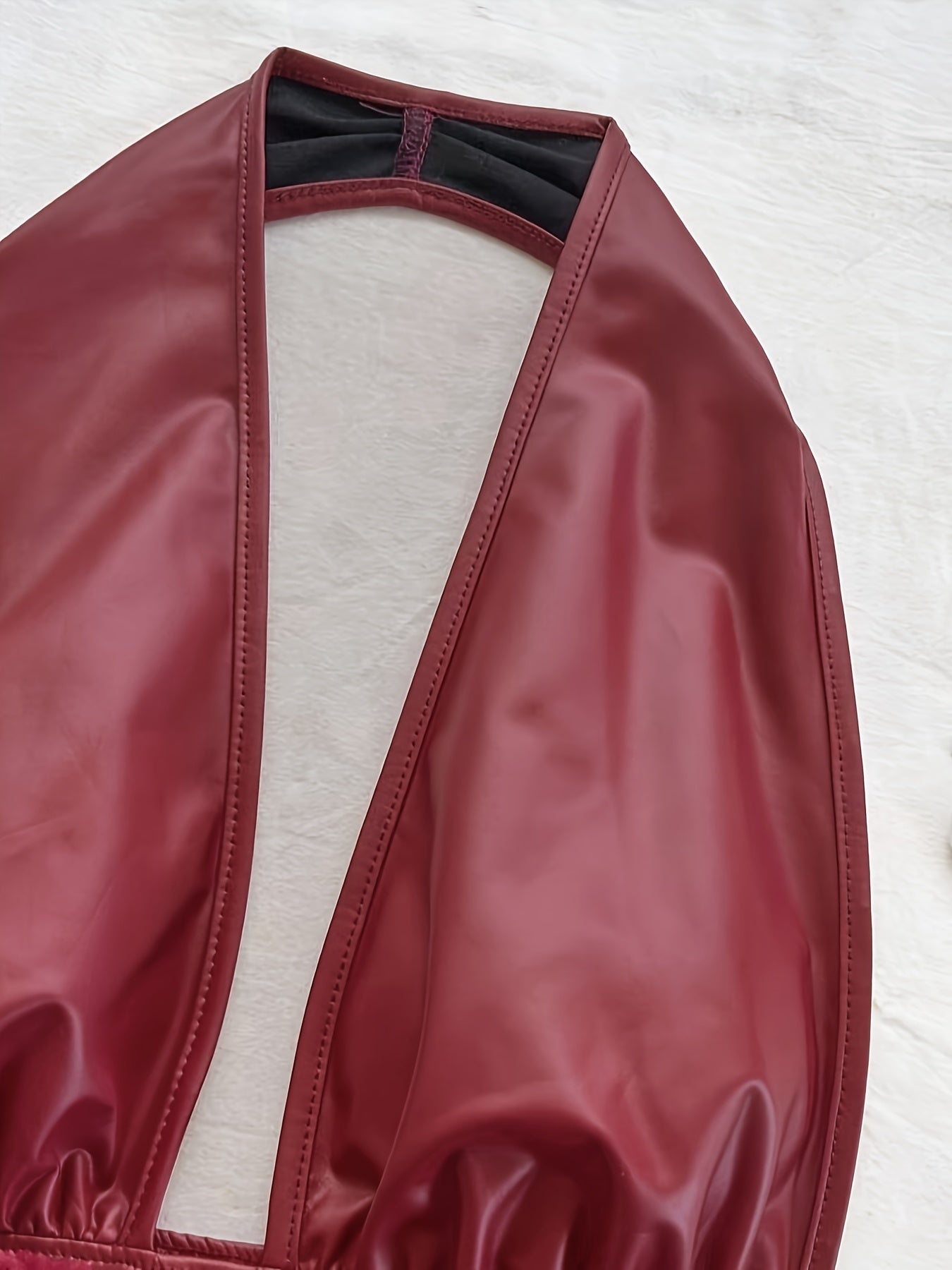 Lind- Duo haut dos nu + short