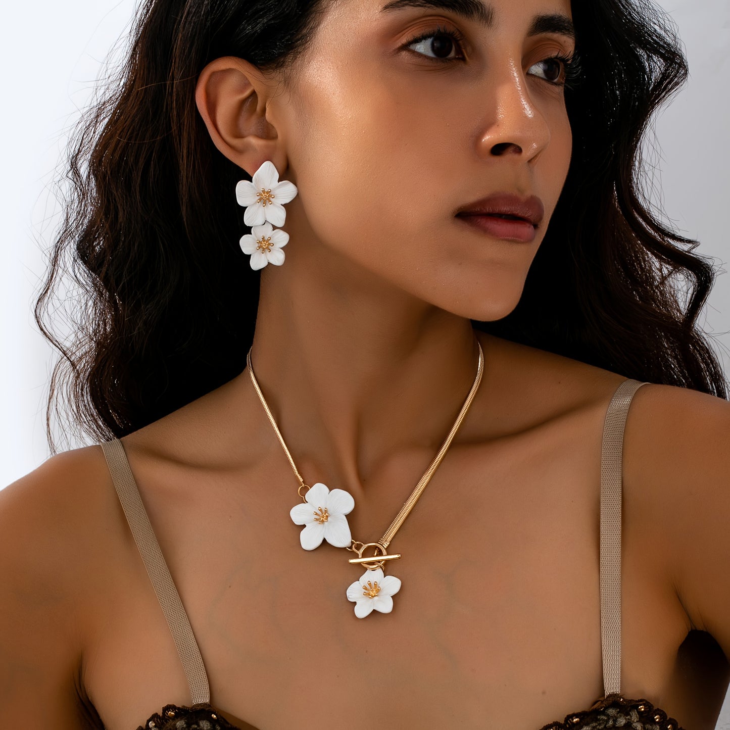 Fleur d’Éclat- Un ensemble délicat de fleurs lumineuses