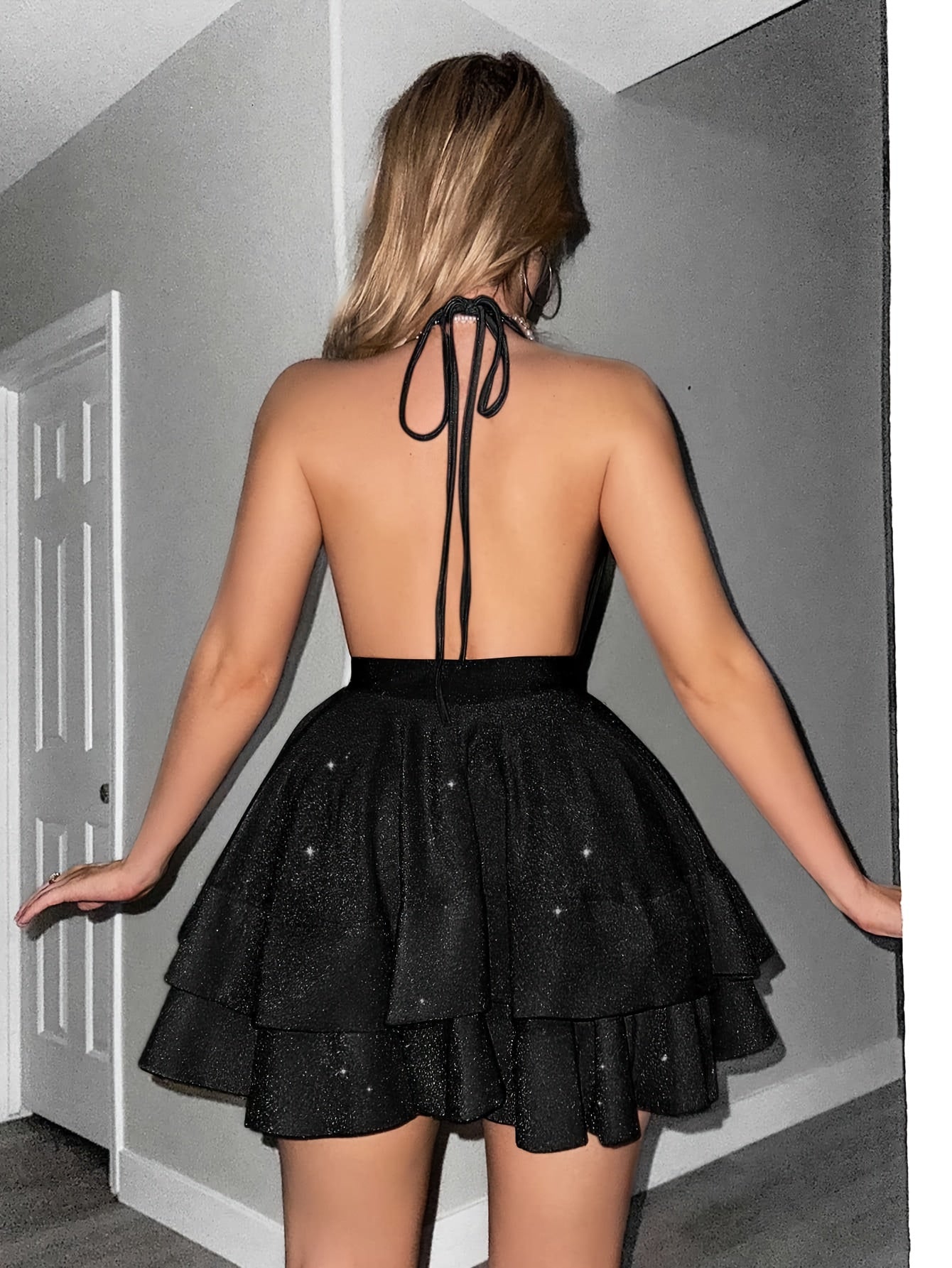 Passion – Froncée, épaules dénudées, décolleté V