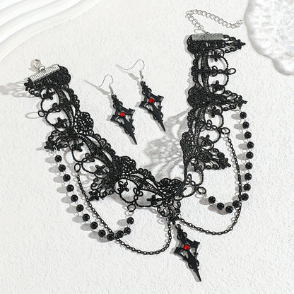 Aigle- Ensemble ras de cou (1 collier + 1 boucles)