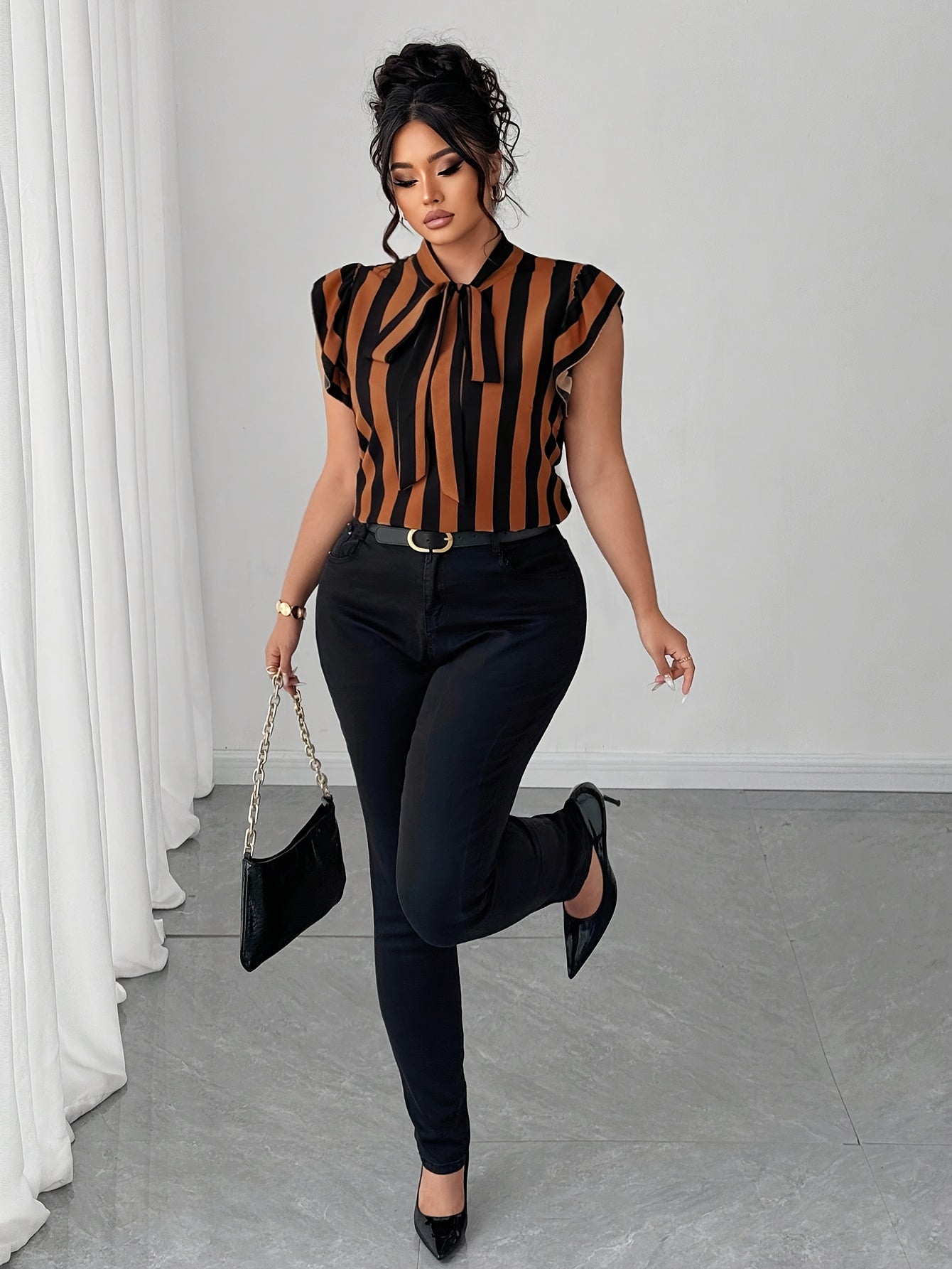 Joelle- Haut raffiné tombé élégant