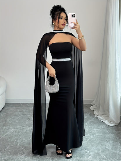 AÉLINE – Robe bandeau fluide à cape