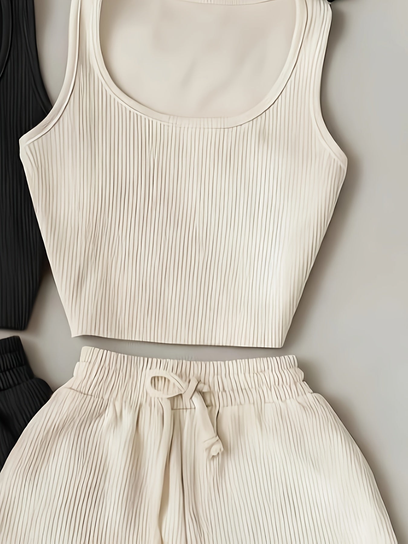 Pavorya - Short fluide silhouette harmonieuse