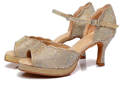 Solandra – inspirée des fleurs tropicales nocturnes