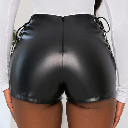Smilort - Short en similicuir noir
