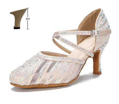 Luzia – scintillante et raffinée, évoque la lumière