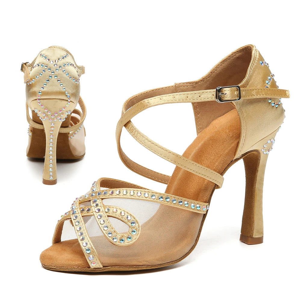 Pure Motion – Élégance minimaliste et confort absolu, pensée pour bouger.