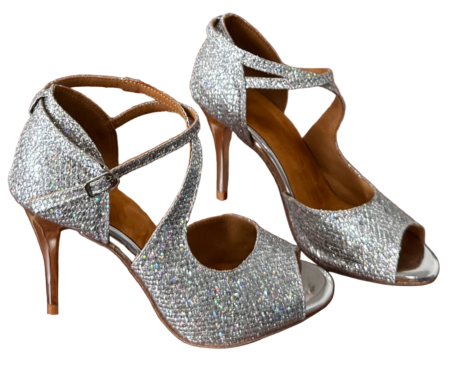 Argenté Hour – Brillance dorée, silhouette sculptée et maintien parfait.