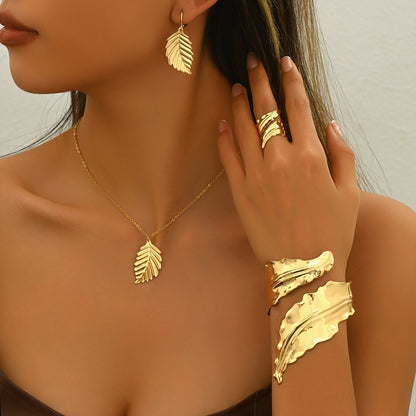 Flora Amor – pendentif floral romantique