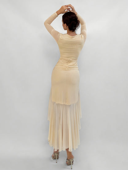 Dentelle Muse – robe moulante en dentelle