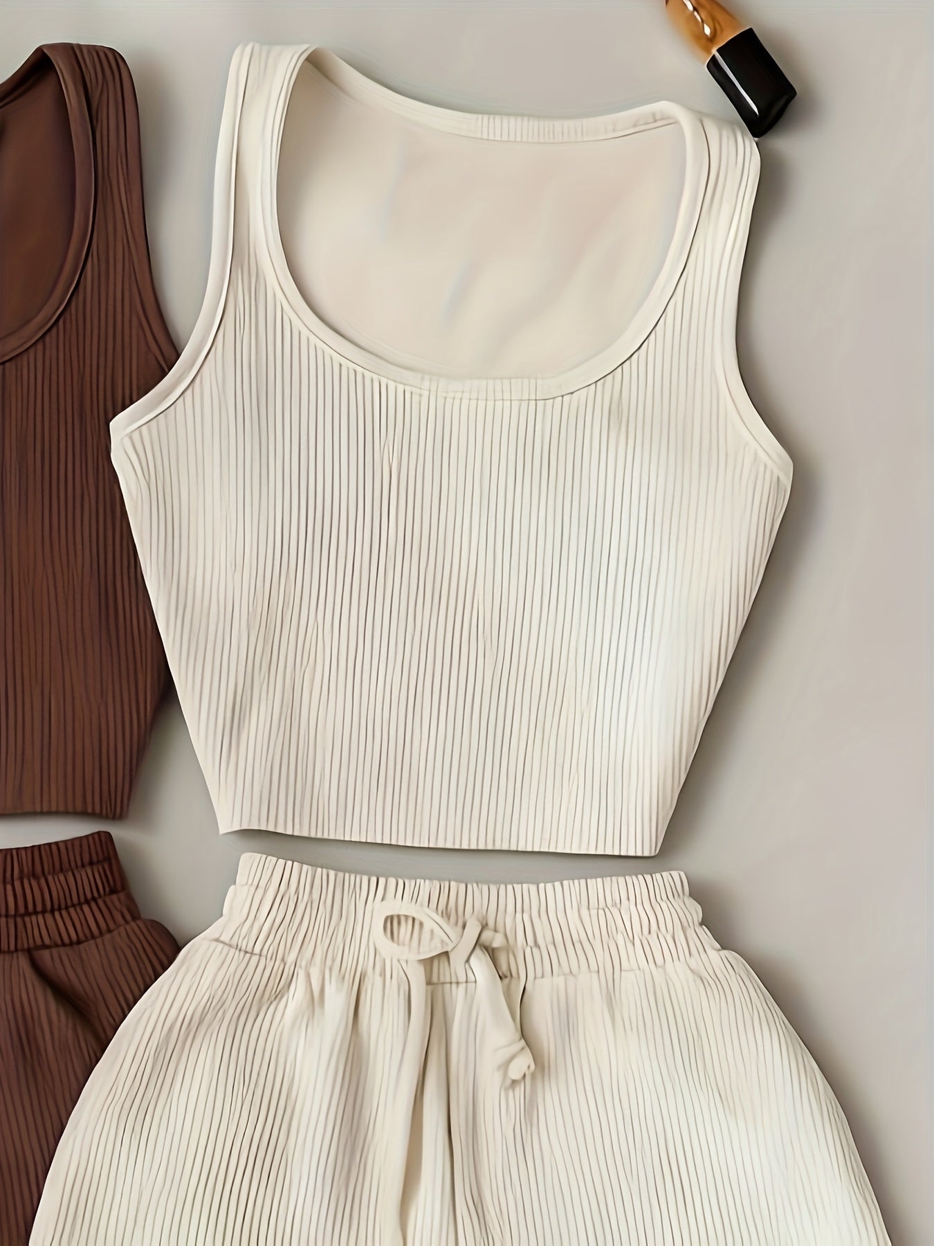 Pavorya - Short fluide silhouette harmonieuse