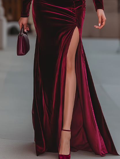 RUBISSIA – Robe bordeaux longue. Raffinement et profondeur de teinte intemporelle.