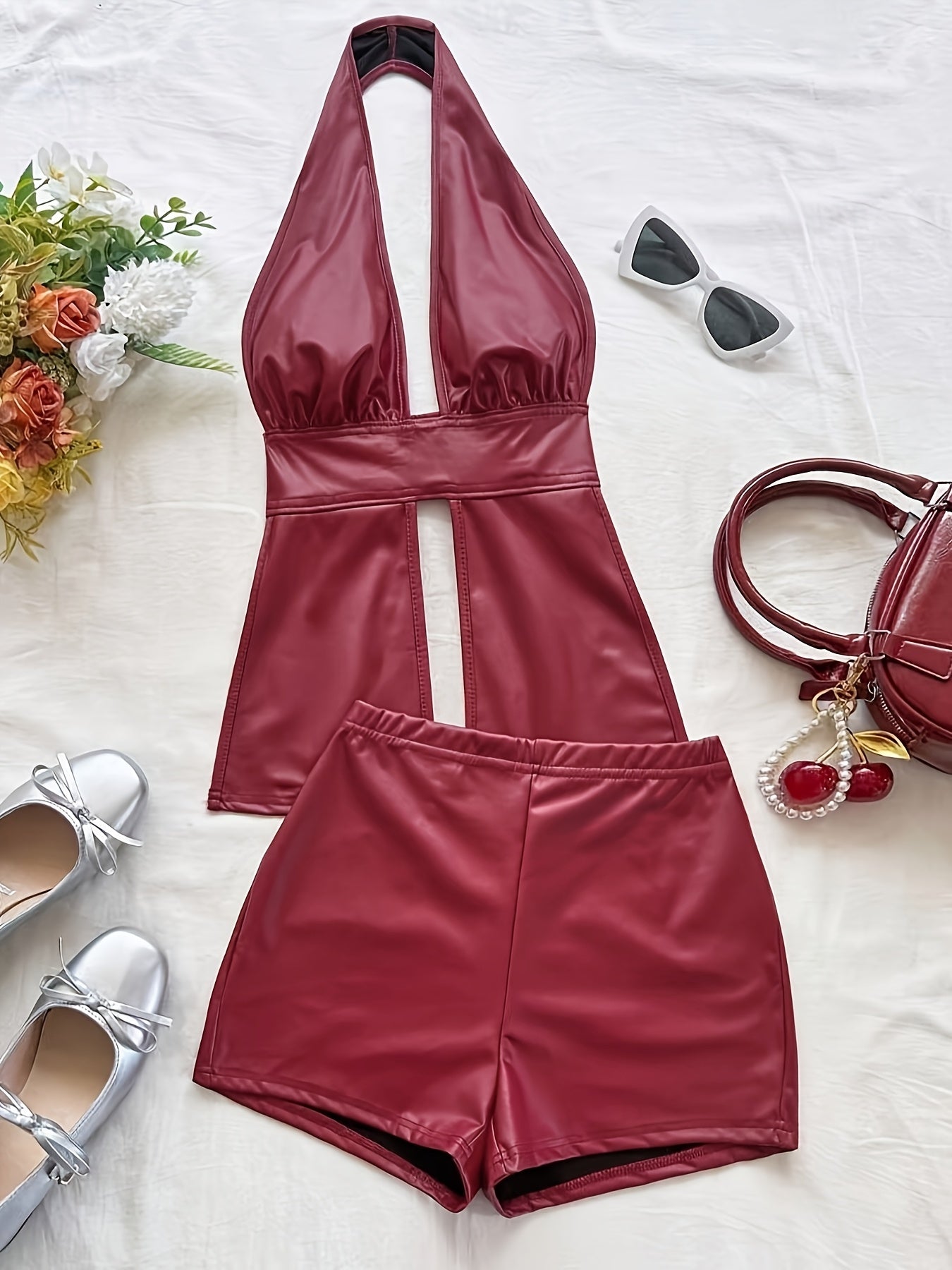 Lind- Duo haut dos nu + short